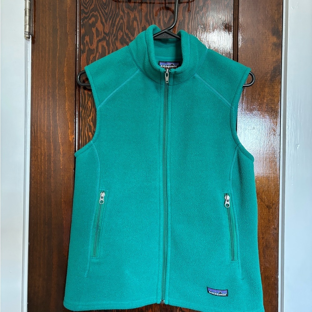 Patagonia Emerald Kelly Green Synchilla Fleece Vest